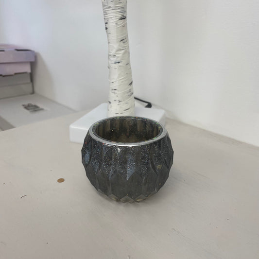 Handmade resin silver trinket pot