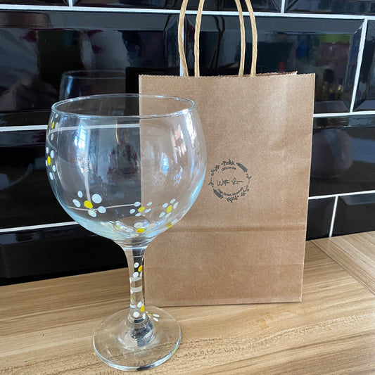 Hand painted daisy gin glass