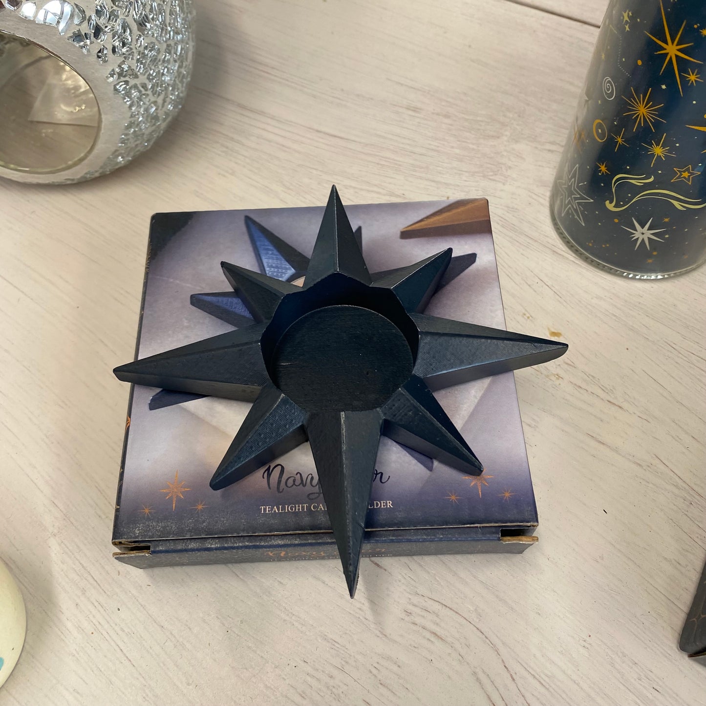 Star tealight holder