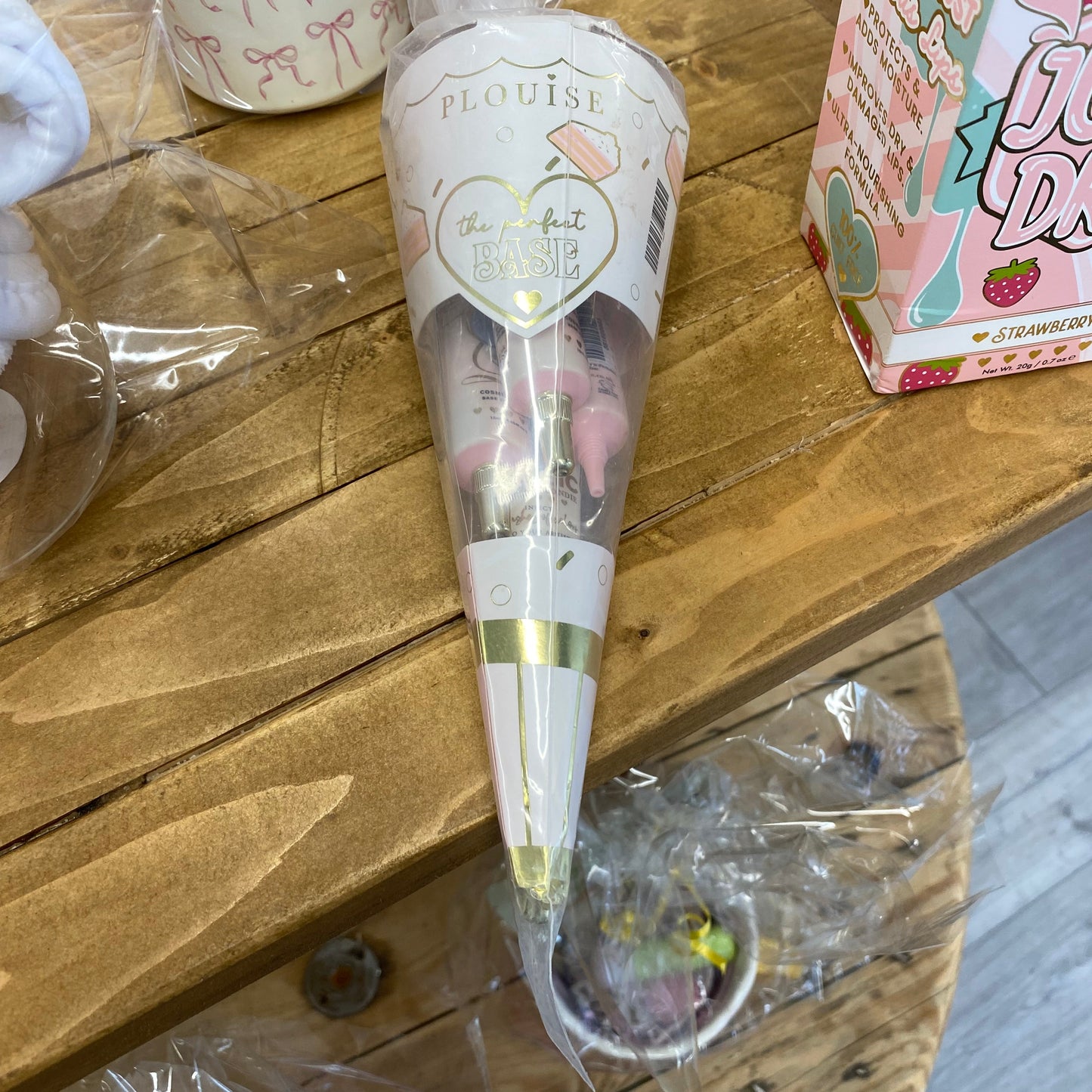 P Louise perfect base gift set