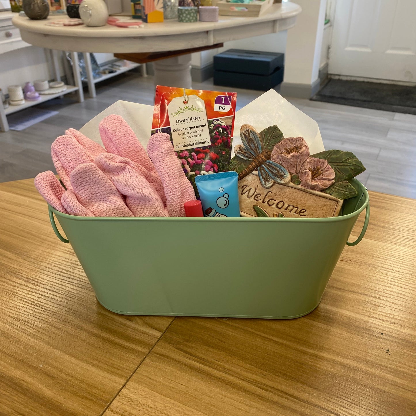 Gift hamper (medium)