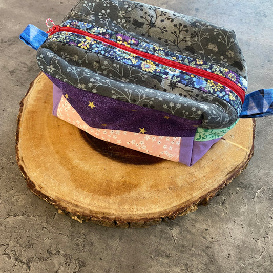 Pouch (multi colour)