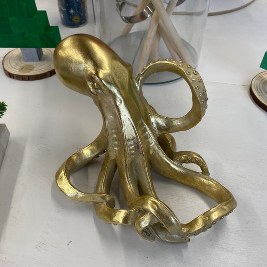 Octopus bottle holder