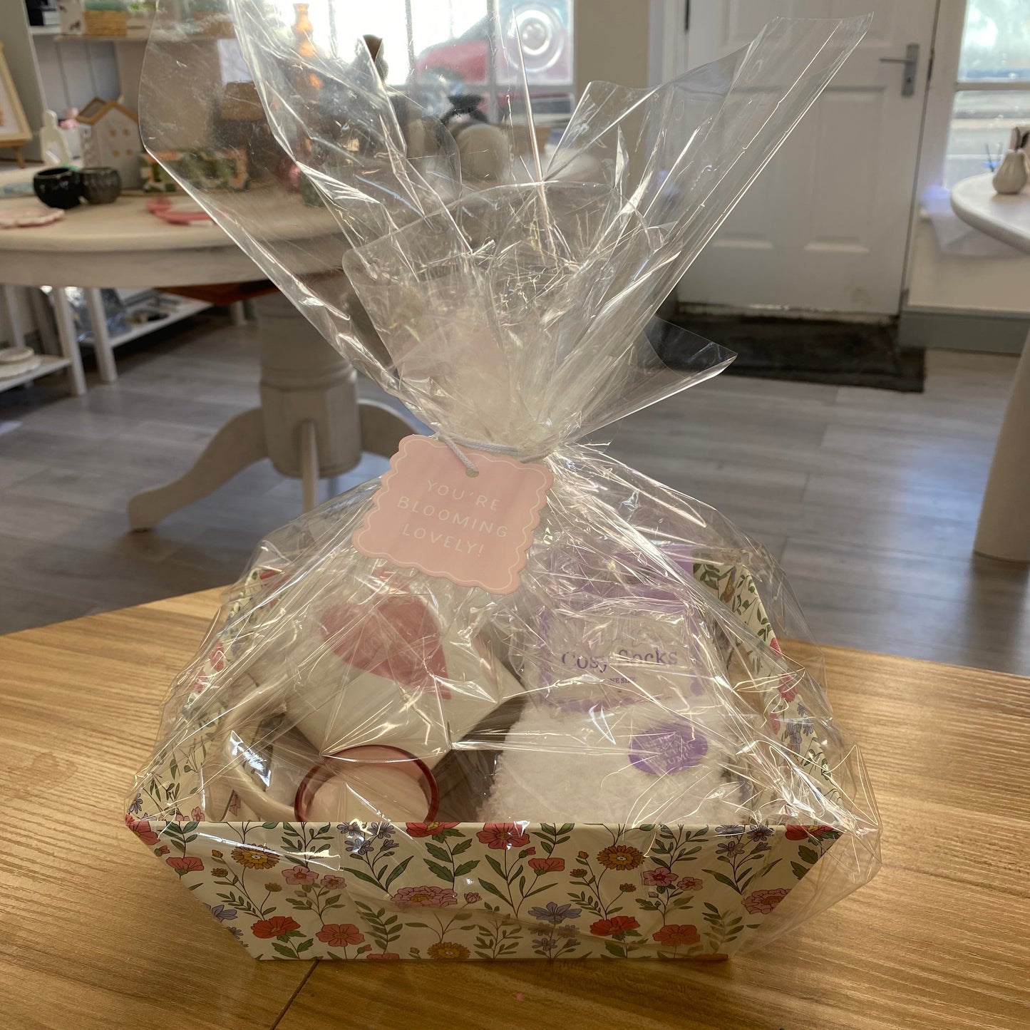 Gift hamper (medium)