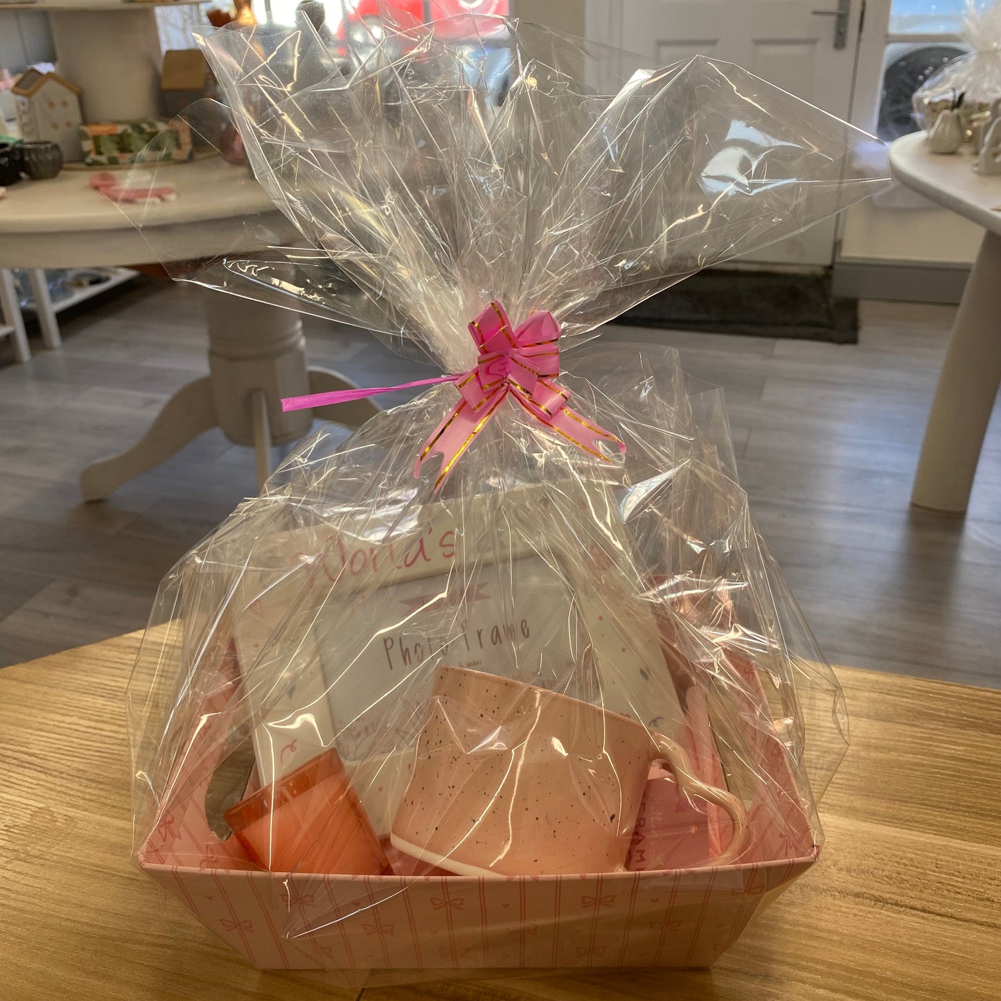 Gift hamper (medium)