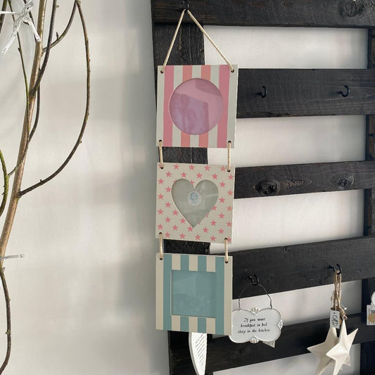 Hanging picture frame